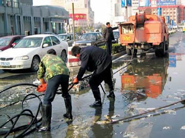 街道市政污水井堵塞高压清洗中